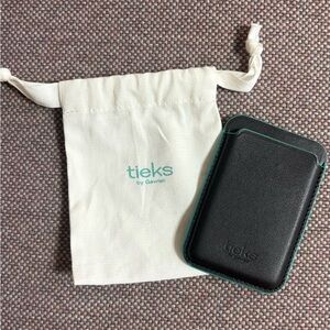 Tieks Black Leather Card Case